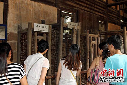 探访江西上饶集中营:当年“人间地狱”今日4A景区